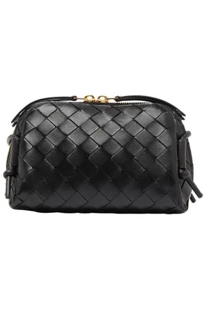 Bottega Veneta Intrecciato Concert Pocket