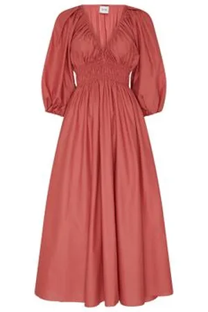 MATTEAU Gerafftes Midikleid mit tiefem Ausschnitt und Knöpfen