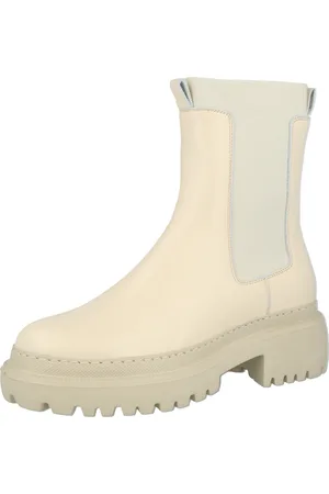 ABOUT YOU Boots 