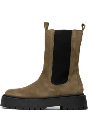 Bianco Chelsea Boots