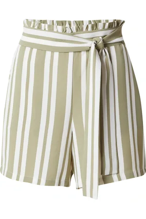 VILA Shorts 