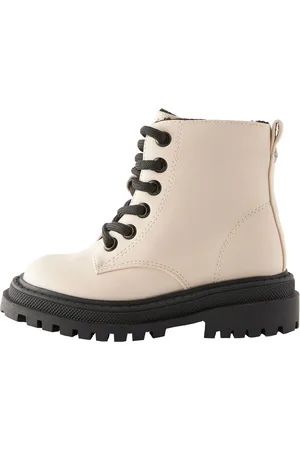 Next Stiefel