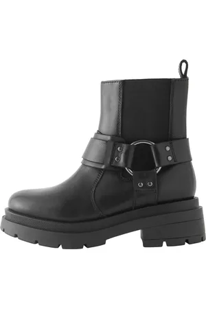 Next Stiefel
