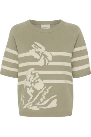 Cream Pullover 