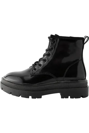 Next Stiefel