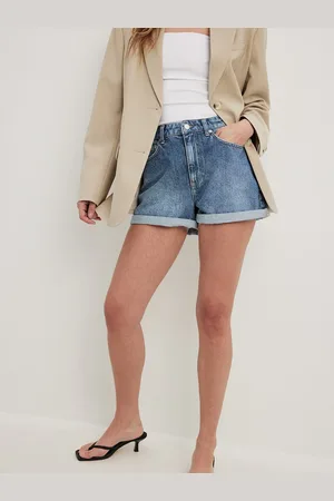NA-KD Shorts