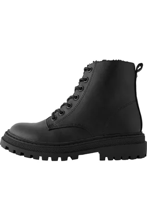 Next Stiefel