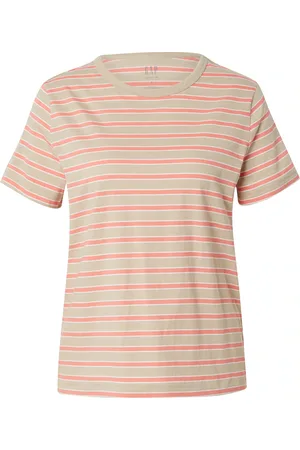 GAP T-Shirt