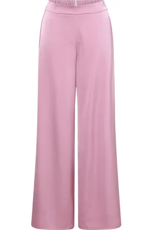 Vera Mont Hose
