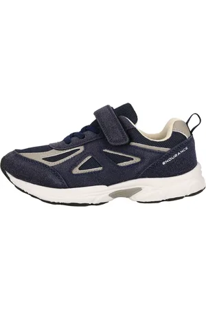 Endurance Sneaker 
