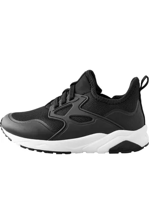 Next Sneaker