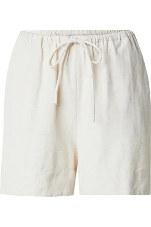 VILA Shorts