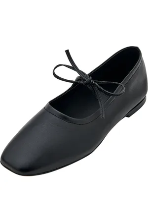 EDITED the label Halbschuhe 