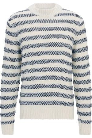 Casual Friday Pullover 