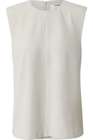 ABOUT YOU x Iconic by Tatiana Kucharova Top 