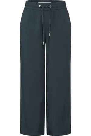 Street one Hose 