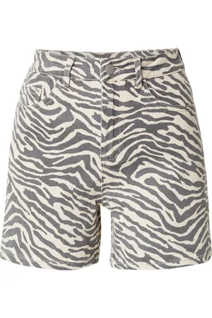 VILA Shorts 