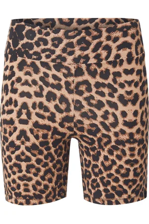 ABOUT YOU Shorts 