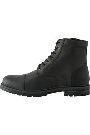 Next Schnürboots