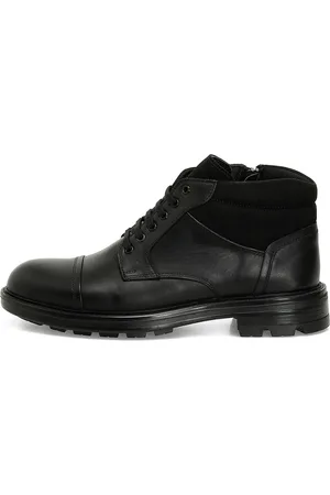 Garamond Schnürstiefel 