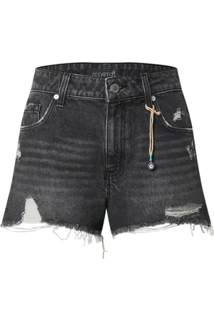 Mavi Shorts 