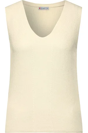 Street one Top