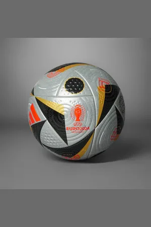 adidas Fussballliebe Finale Pro Ball