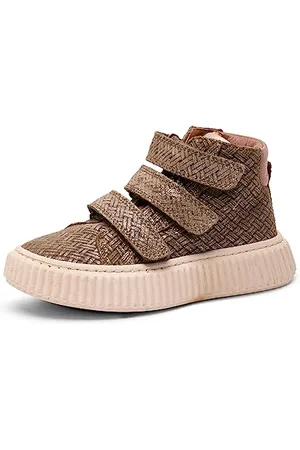 Bisgaard Debbie v Sneaker, , 32 EU