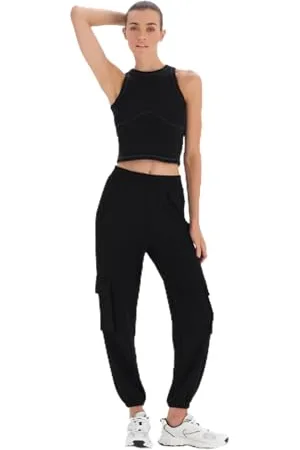 Dagi Women