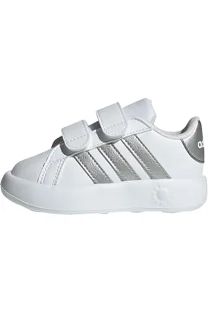 adidas Jungen Unisex Kinder Grand Court 2.0 Shoes Kids Tennisschuhe, Cloud White/Matte Silver/Cloud White, 24 EU