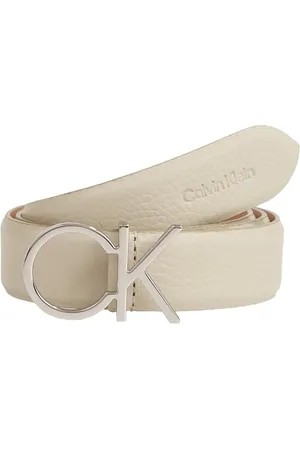 Calvin Klein Damen Gürtel Ck Logo Belt 3.0 Pebble aus Leder