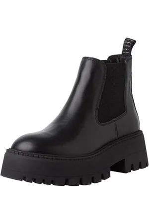 Tamaris Chelsea Boot 1-25486-43 001 normal