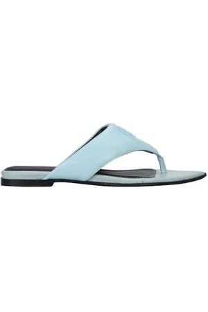 HUGO BOSS Ellye_Thong_NAPD
