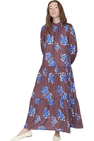 Trendyol Damen Woman Design Midi Shift High Neck Knit Dress Kleid, , 40 EU