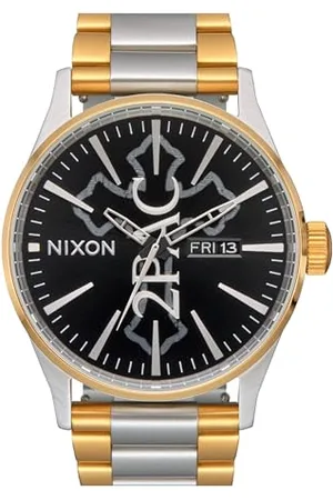 Nixon Herren Analog Japanisches Quarzwerk Uhr mit Edelstahl Armband A1379-5196-00