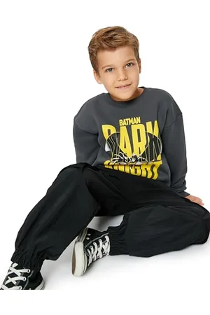 Koton Boys Batman Sweatshirt Licensed Long Sleeve Crew Neck Brushed Interior