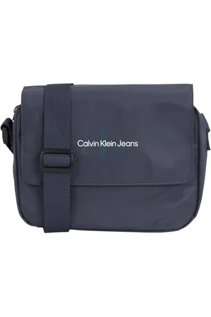Calvin Klein Herren Umhängetasche Sport Essentials Flap mit Reißverschluss, Blau (Ombre Blue), Einheitsgröße