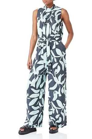 Comma, Overall