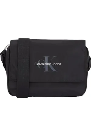 Calvin Klein Herren Umhängetasche Sport Essentials Flap mit Reißverschluss, Schwarz (Na Black), Einheitsgröße