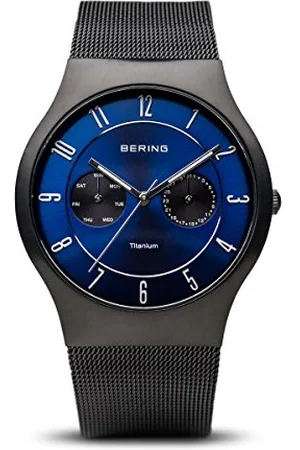 Bering Herren Uhr Quarz Movement - Titanium Collection mit Titan und Saphirglas 11939-078