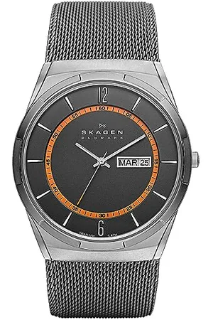 Skagen Herrenuhr Melbye Titanium, DreizeigerTagDatum Uhrwerk, 40mm Charcoal Titanium Gehäuse mit einem Edelstahl Mesh Armband, SKW6007