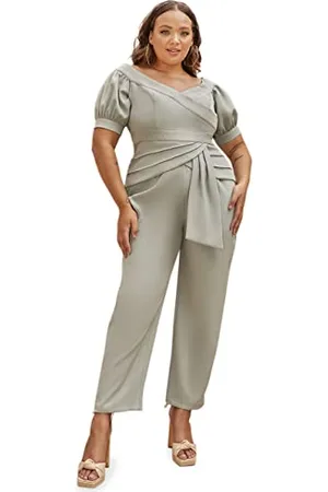 Chi Chi London Damen Bardot Übergröße, Puffärmeln, Jumpsuit, 44