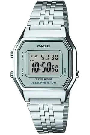 Casio Unisex Quartz Armbanduhr, 28.00mm GehäusegröÃŸe mit LCD digital Zifferblatt und Silber Metallarmband Armband LA680WEA-7EF