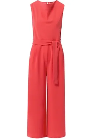 Comma, Overall