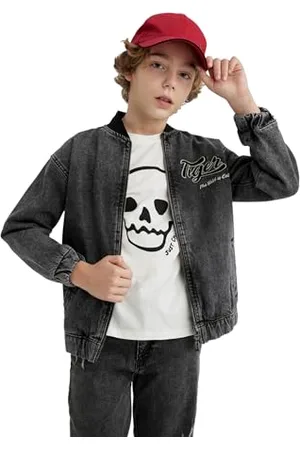 DeFacto Boy