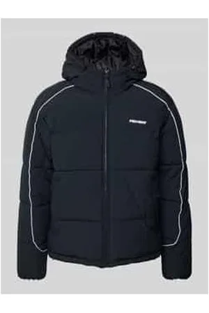 Review Jacke mit Reißverschlusstaschen und Label-Detail
