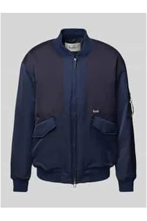 Foret Bomberjacke mit Pattentaschen Modell 