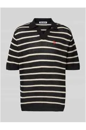 Review Strickshirt mit Polokragen und Label-Stitching