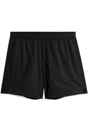 ARKET Stretch-Shorts Von Active