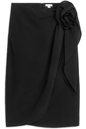 ARKET Wickelrock Mit Rosendetail